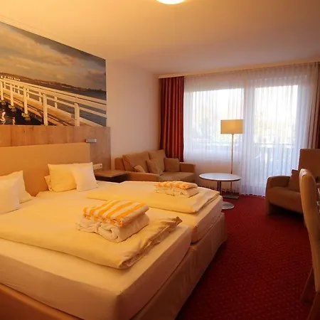 Flairhotel Hubertus 4* באד צווישנהם
