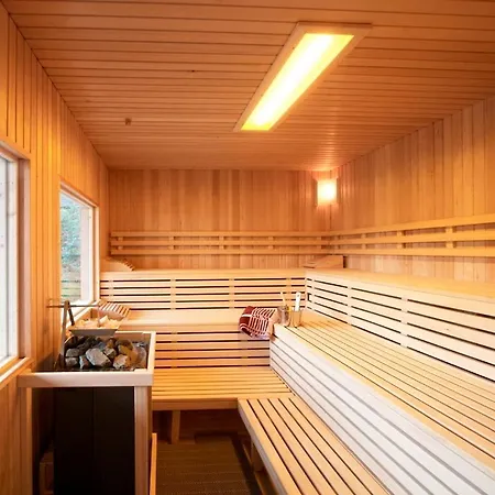 Flairhotel Hubertus Hotell 4*