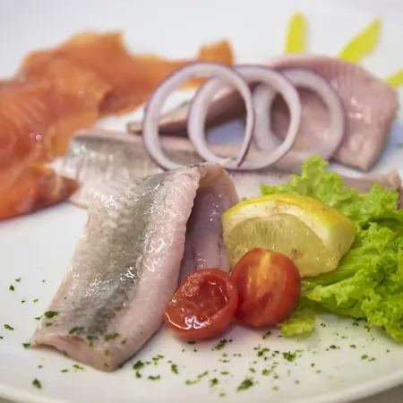 Hotell Flairhotel Hubertus 4*