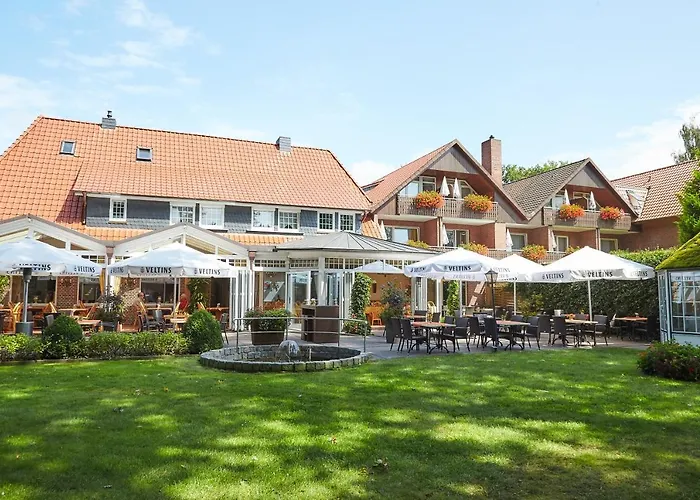 Отель Flairhotel Hubertus Бад-Цвишенан