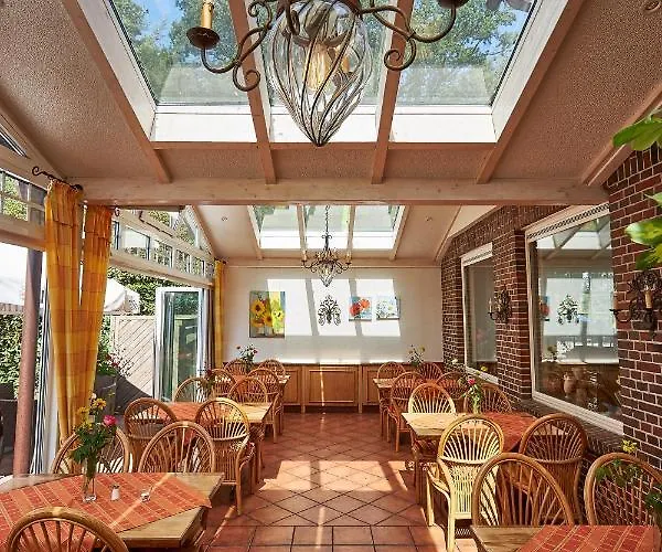 Отель Flairhotel Hubertus 4*