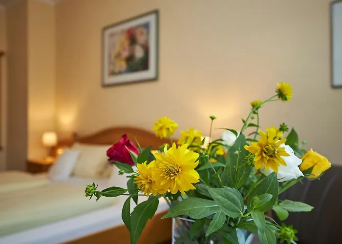 Flairhotel Hubertus Бад-Цвишенан