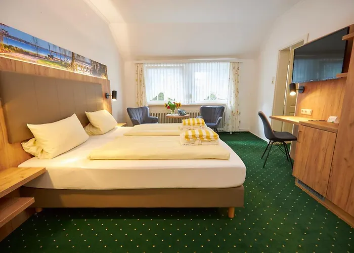 Flairhotel Hubertus Отель Бад-Цвишенан