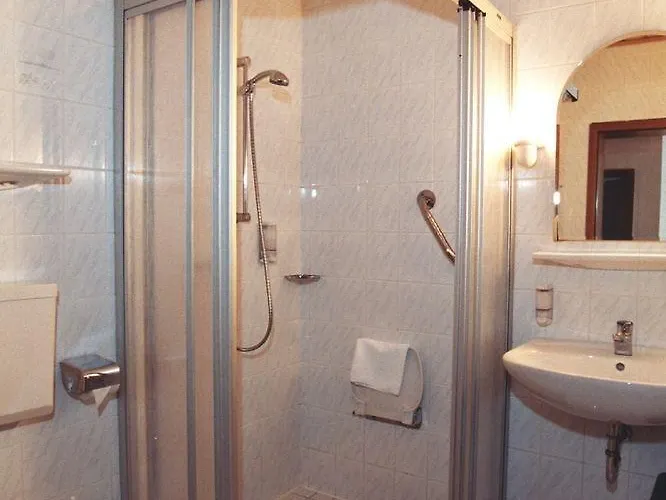 Flairhotel Hubertus 4* Бад-Цвишенан