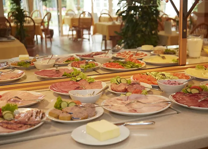 Flairhotel Hubertus Отель Бад-Цвишенан